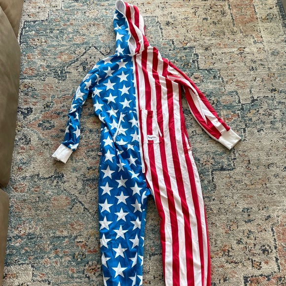 Men’s Tipsy Elves USA jumpsuit - Picture 3 of 7